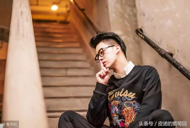 男友家有獨棟別墅,父母在國外,跟他回家一趟,卻被送進派出所