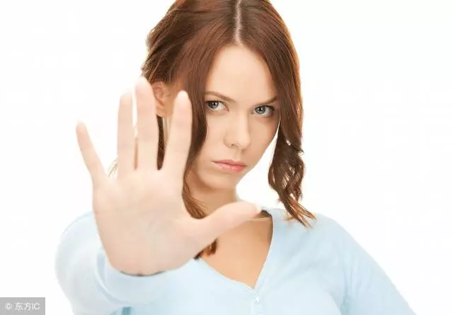 我與小姑子同時懷孕,婆婆要照顧自己女兒,讓我媽來給我做月子
