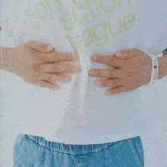 每天揉腹五分鐘:睡眠又快又穩,還能消除便秘,減去小肚腩