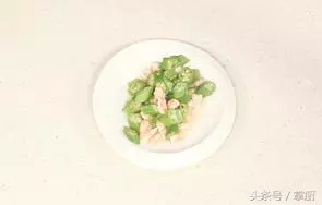 把秋葵和雞蛋配在一起,結果沒想到居然有這種效果!