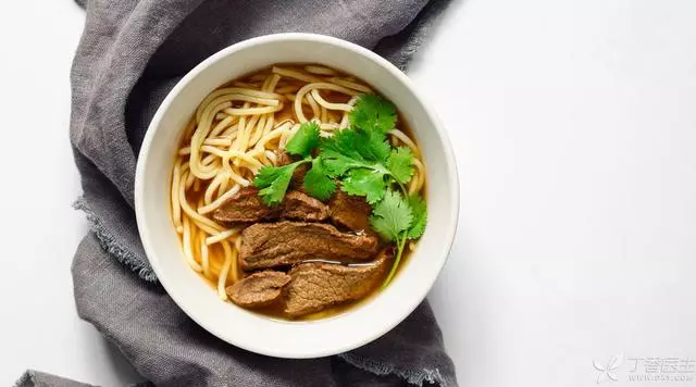 米飯、麵條、饅頭,吃哪個不容易胖?