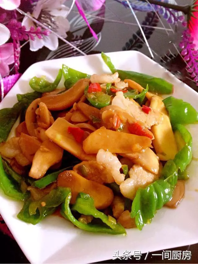 「杏鮑菇」這樣炒超級下飯,一上桌盤子就空了,比吃大魚大肉還滿足!