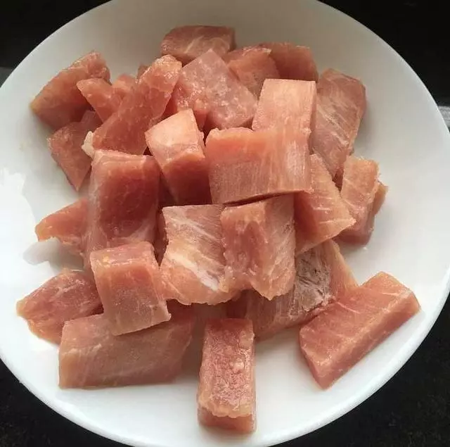 飯店必點兩盤的一道菜,比糖醋裡脊好吃,一大勺一大勺搶著吃!自己做省一半錢!