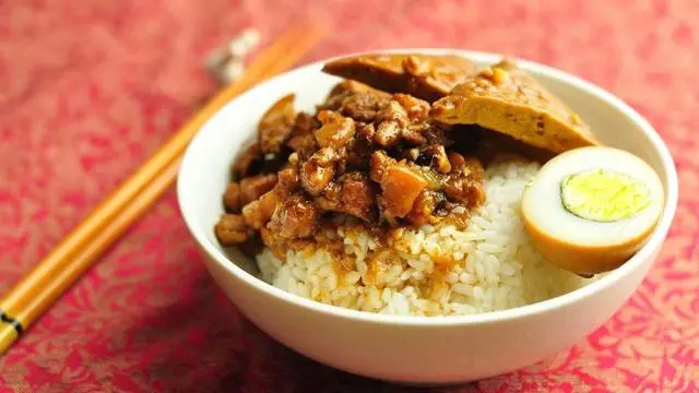 農村大嬸做了20年的13款滷肉飯、滷肉卷,滿口噴香,上桌就遭瘋搶
