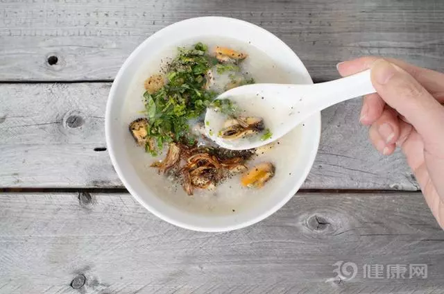 晚餐決定體重與壽命!3個吃晚餐的惡習,勸你早點放棄