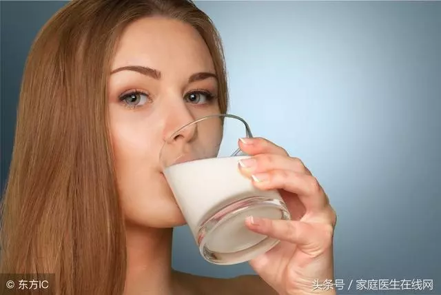 喝牛奶就拉肚子,這是病嗎?醫生:可能是這個問題