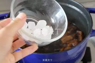 無油紅燒肉的做法【無油紅燒肉】菜譜