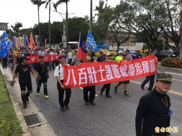 軍人年改案三讀在即 八百壯士:若有槍早就革命了!