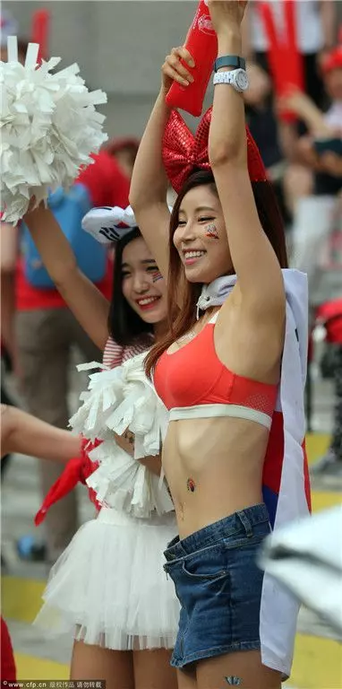 【韓國女球迷讓人戀愛了~】2018世界盃不止有帥氣球員,女球迷也超漂亮der!
