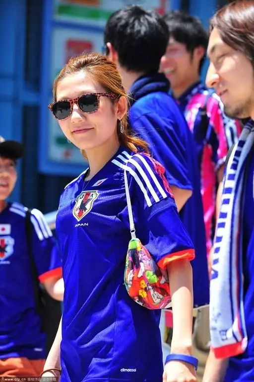 【韓國女球迷讓人戀愛了~】2018世界盃不止有帥氣球員,女球迷也超漂亮der!
