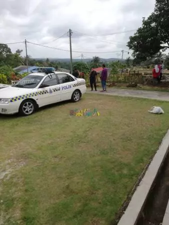 疑鄰居燃放殃及 爆竹炸傷女童不治... RIP~