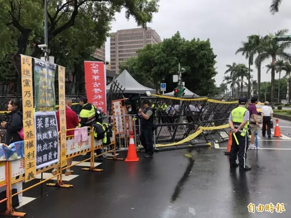 軍人年改拚三讀 吳斯懷:若強行通過會提釋憲