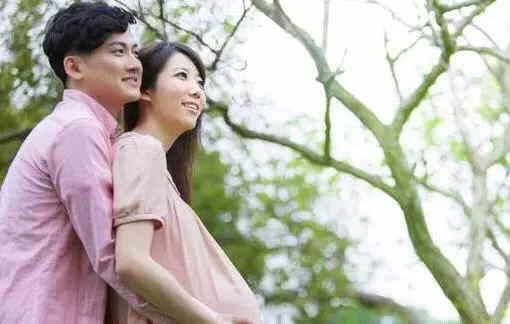 母親生病我拿不出錢,岳父讓妻子送來六萬,我欠的債拿什麼來償還