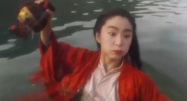 林青霞三個女兒,黎姿三個女兒,鍾麗緹三個女兒,差距明顯!
