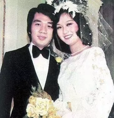 38位明星的結婚照,有的已離婚,有的依然甜蜜!