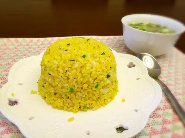 剩飯出了新吃法,這樣做好吃又不浪費