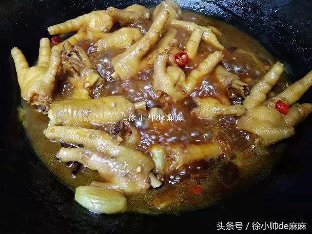 雞爪和這食材一起真是太好吃了,一星期准做一次,每次都啃精光!