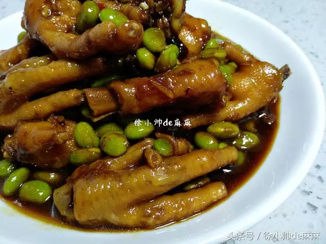 雞爪和這食材一起真是太好吃了,一星期准做一次,每次都啃精光!