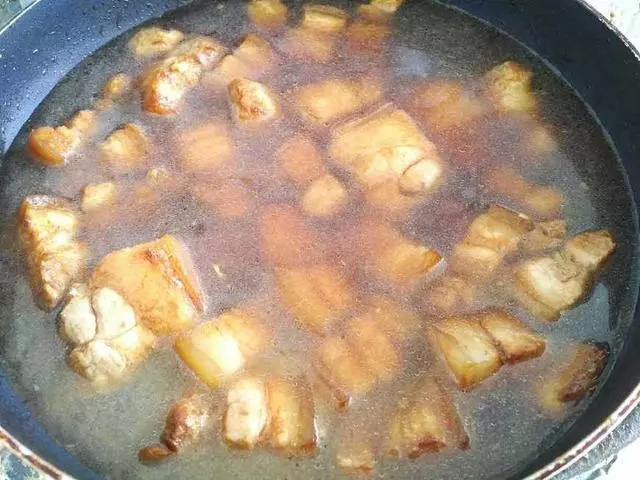 紅燒肉要做的肥而不膩,掌握好這竅門,做出的紅燒肉香糯可口!