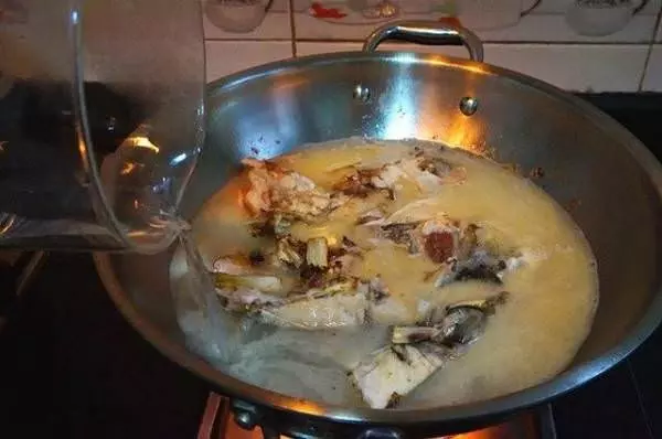這碗燉湯補腦益智增強免疫力還能補鈣長身高 適合孩子喝