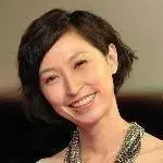 劉青雲郭藹明結婚20周年了,「黑白配」依然恩愛甜美如初戀!