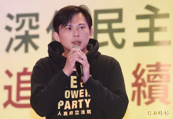 黃國昌:參選新北市長不在工作清單上