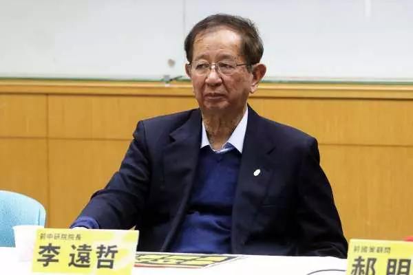 一個成功大學的學生寫下,如果台灣沒有綠營這幾個人該有多好!!