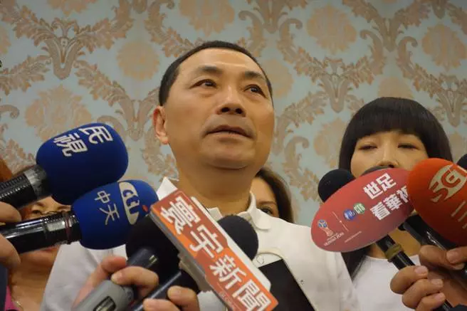 侯友宜支持度41.7% 蘇貞昌23.6%!4成泛綠 認侯較適任新北市長
