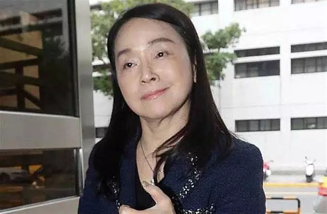 周玉蔻驚爆藍營新北市長人選恐要換人啦 網民狂噓:壓錯寶