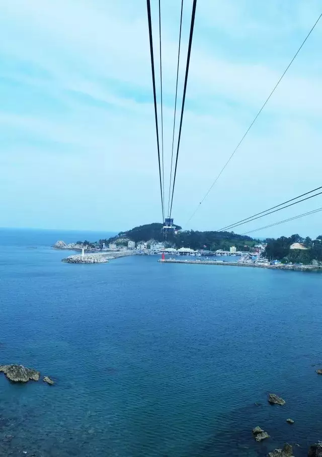 這個夏天,除了濟州島,當地人都去這個海邊度假啦