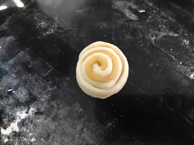 好吃又好看的「貝殼花捲」,早餐桌上有它,再也不愁兒子挑食了!