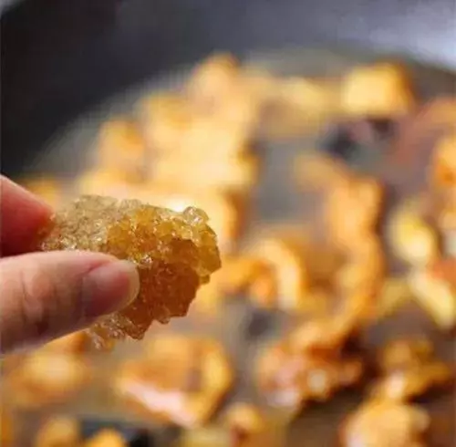 美食DIY-超簡單黃燜雞米飯又叫香雞煲,濃汁雞煲飯。