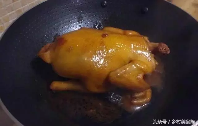 好吃的鼓油雞家常菜,用自動烹飪鍋的(啫啫雞)功能一鍵就可以烹制,不加水也不用擔心糊鍋!