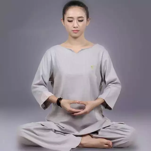 簡單的養生秘方,雙腿盤坐每天一次腎氣足腰腿不疼,也不容易生病