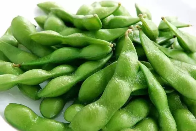 夏季吃毛豆,幫助洗刷血管及降三高