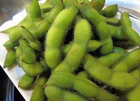 夏季吃毛豆,幫助洗刷血管及降三高