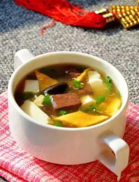 豆腐配它,營養翻翻,常吃身體好!