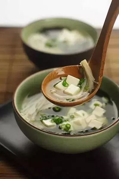 豆腐配它,營養翻翻,常吃身體好!