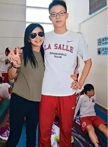 曾華倩曾為兒子放棄演藝圈,而名氣不輸趙雅芝的她也被曝有私生子!