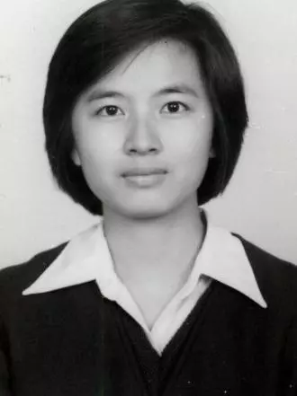 演音樂劇成名,31歲開始拍戲,卻燒炭自殺兩天後才被發現,年僅44歲!