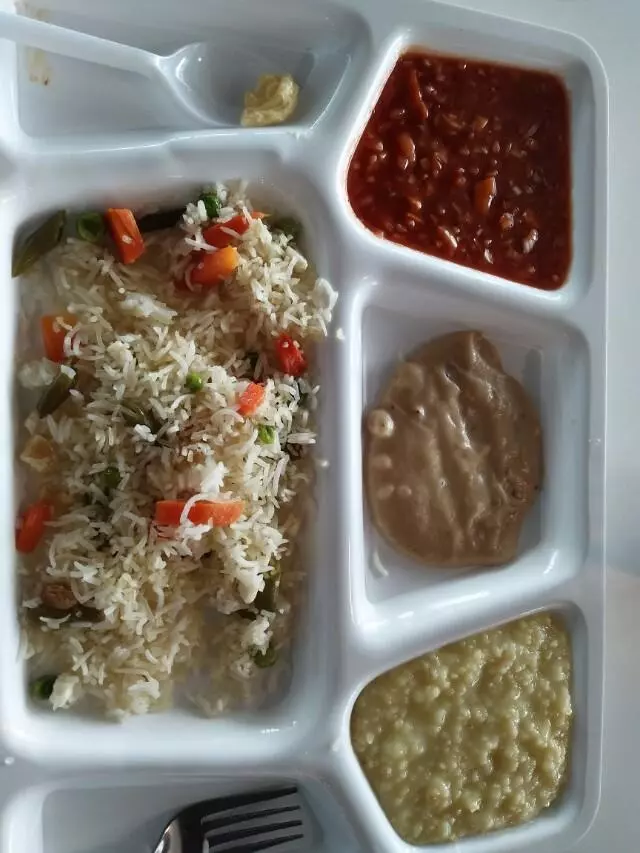 為什麼印度人的食物會做成一盆漿糊狀?