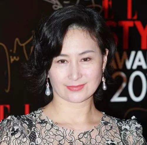 賭王何鴻燊到底有多少妻子和子女?他們的現狀是什麼樣的?