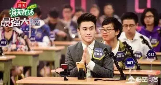 賭王何鴻燊到底有多少妻子和子女?他們的現狀是什麼樣的?