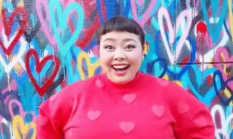 【要當女神不是用嘴說,勤勞點啦!】看看人家渡邊直美,平時看起來只會搞笑和吃?女神化妝用品大公開!#7絕對是每個女生必備的