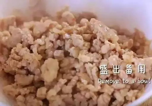 她把洋蔥和蘋果這樣吃,7天就甩掉了3年的贅肉和雀斑,對消脂和抗衰老有很好的效果。