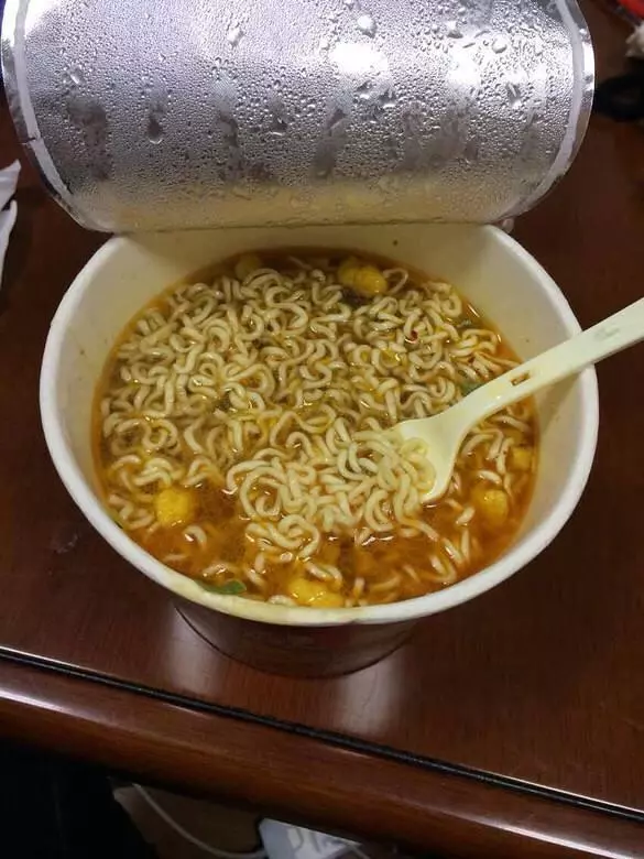 都是方便麵,為什麼煮和泡的口感差別這麼大?原來是差在這裡!