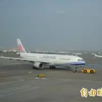 林佳龍回訪新港奉天宮 誤稱張花冠「彰化 縣長」