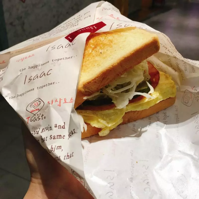 下次在KLIA 2就不用煩惱吃什麼了,跟著我們吃美食!