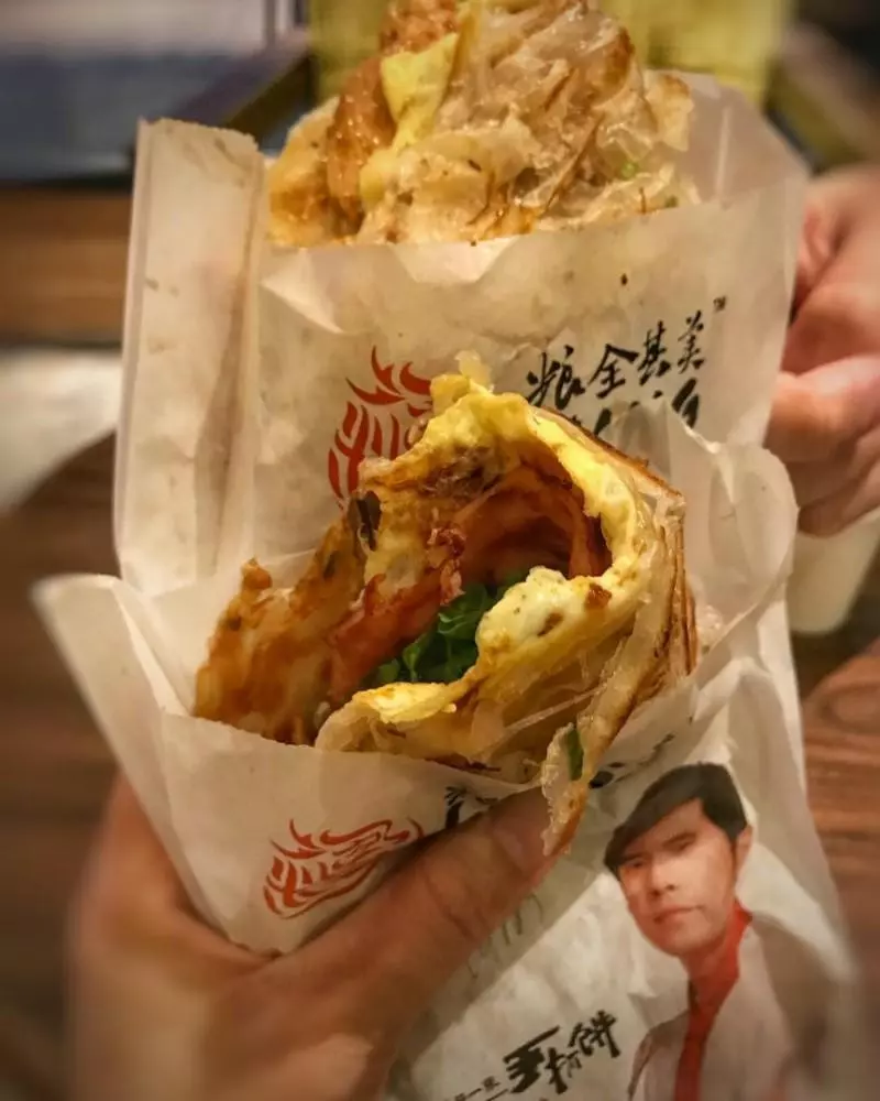 下次在KLIA 2就不用煩惱吃什麼了,跟著我們吃美食!
