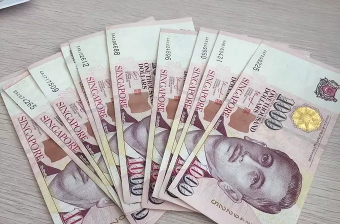 新加坡金管局調整貨幣政策,賺新幣的朋友這次可要賺翻了!